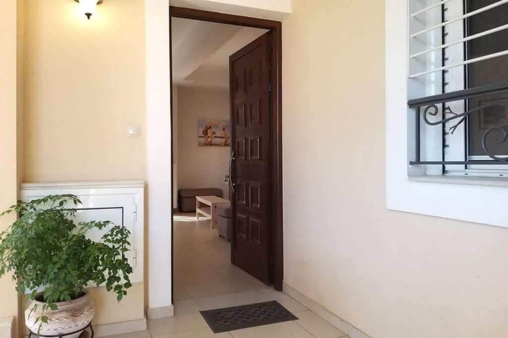 New, Modern, Bright And Independent Apartment 83 M2, With Garden, 5Min To The Beach And The City Center Kalamata Exteriör bild