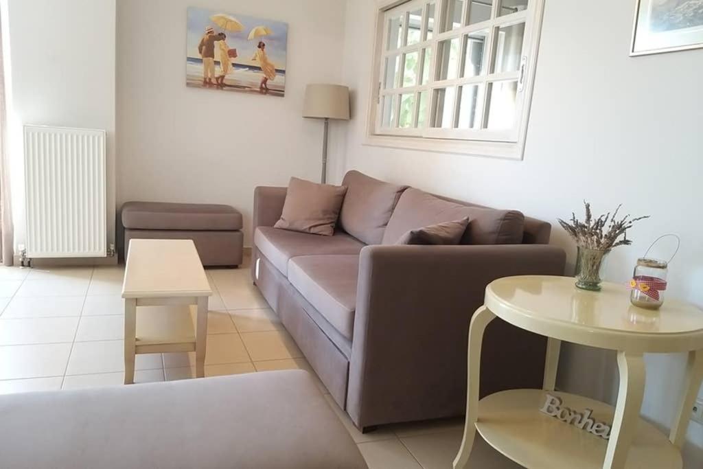 New, Modern, Bright And Independent Apartment 83 M2, With Garden, 5Min To The Beach And The City Center Kalamata Exteriör bild