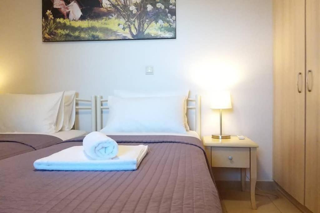 New, Modern, Bright And Independent Apartment 83 M2, With Garden, 5Min To The Beach And The City Center Kalamata Exteriör bild